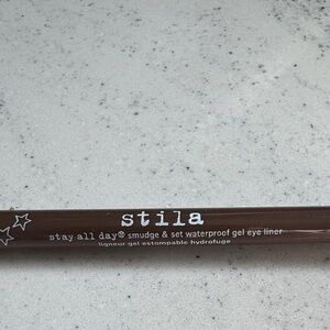 Stila Waterproof Gel Eyeliner — Brown